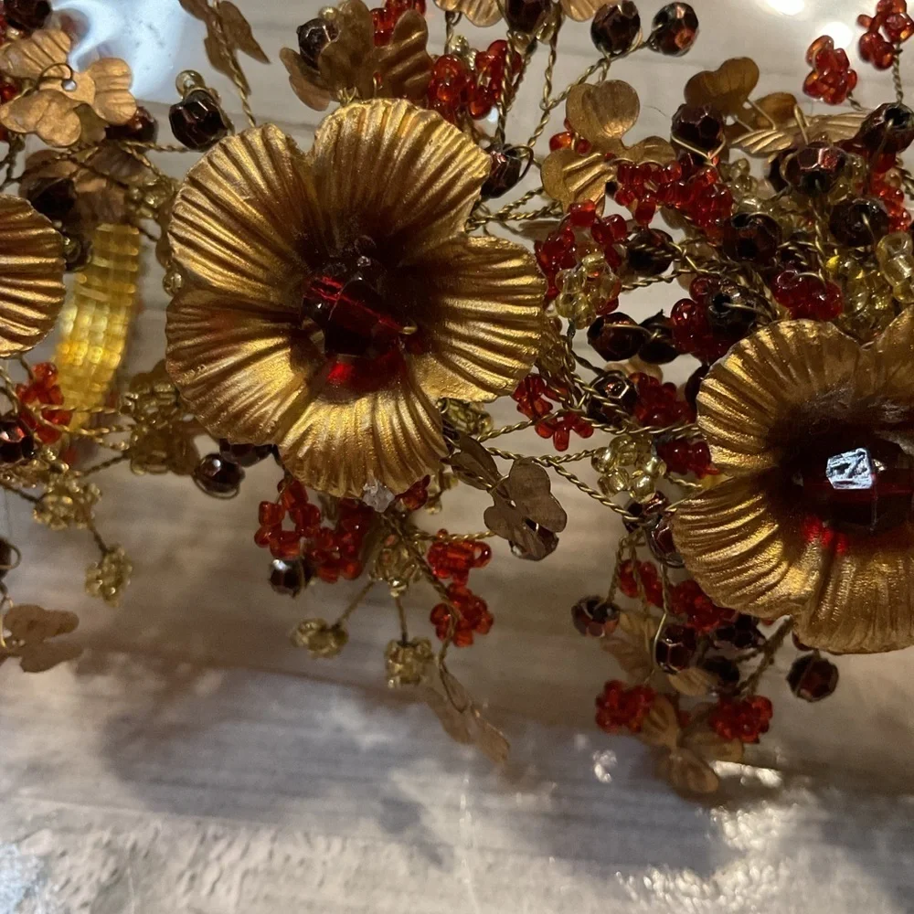 Pier 1 Gold Red Floral napkin rings kitchen decor set 4